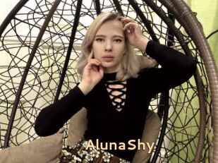 AlunaShy