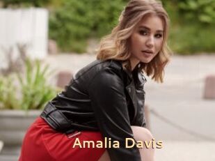 Amalia_Davis