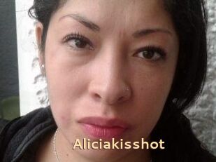 Aliciakisshot