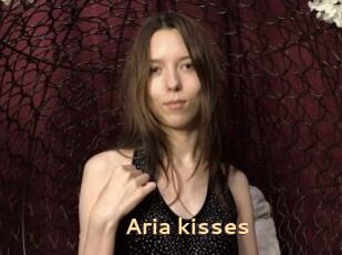 Aria_kisses