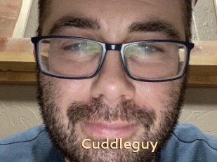 Cuddleguy