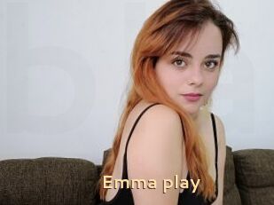 Emma_play