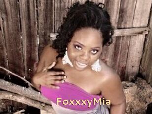 FoxxxyMia