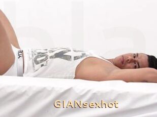 GIANsexhot