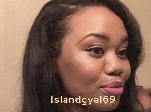 Islandgyal69