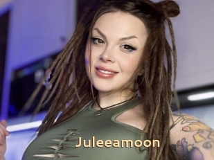 Juleeamoon