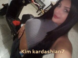 Kim_kardashian7