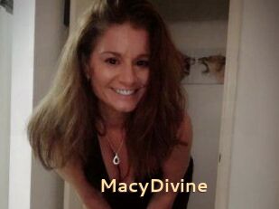 Macy_Divine