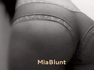 MiaBlunt