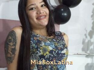 MiaFoxLatina