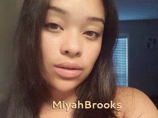 Miyah_Brooks