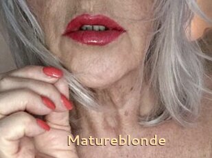 Matureblonde