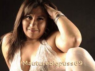 Mauturebigpuss69