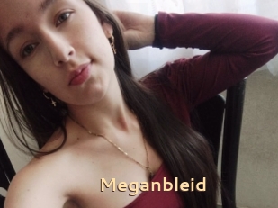 Meganbleid