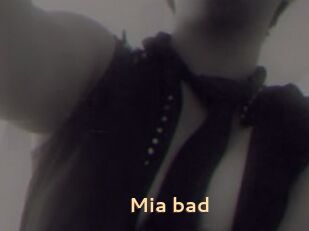 Mia_bad