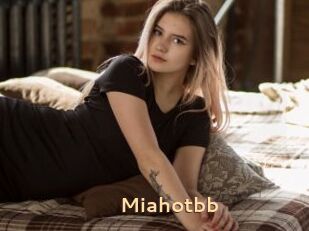 Miahotbb