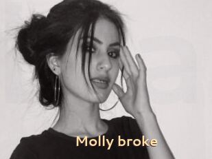 Molly_broke