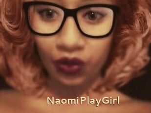 NaomiPlayGirl