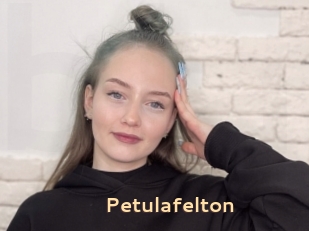 Petulafelton