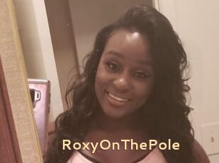 RoxyOnThePole