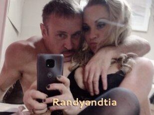 Randyandtia