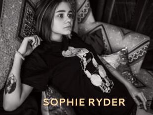 SOPHIE_RYDER