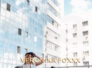 VERONIKA_FOXXX