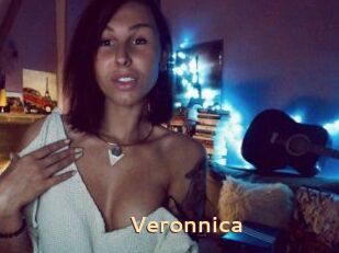 Veronnica